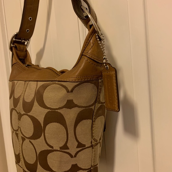 Coach Bucket Bag - Picture 2 of 15